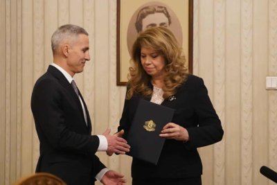 Днес не мога да ви кажа имена Предстоят срещи започвам