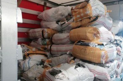 Хванаха 27 000 маркови имитации от Турция на &bdquo;Капитан Андреево&ldquo;