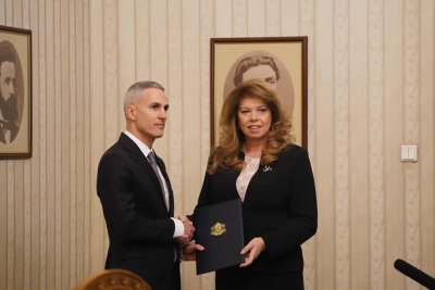 ИЗВЪНРЕДНО: Гюров започва да реди служебен кабинет