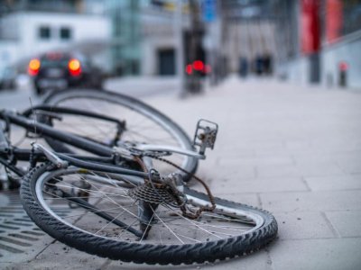 Двама велосипедисти са ранени при пътни инциденти в област Стара Загора