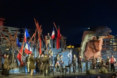 "Клетниците" на Софийска опера отново превземат "Ал. Невски"