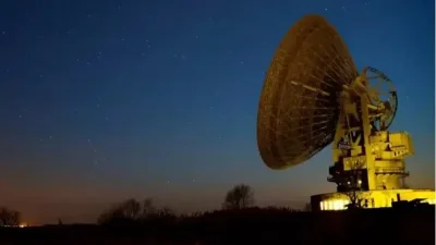 Радиото на Страшния съд се обади с една дума - "размирник"