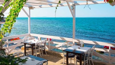 Тц, няма спекула, само "леко поскъпване": С 15% по-високи цени ни чакат на морето