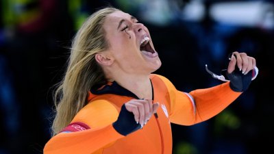 Секссимвол триумфира на 1000 м бързо пързаляне, Нидерландия с двоен подиум