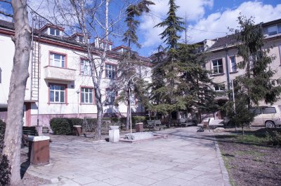 Вдигат нова болница във Варна