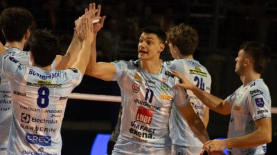 Звездата на България и световния волейбол Александър Николов изигра феноменален