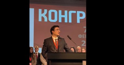 Първо в Lupa.bg: Всички пепейци се скъсаха да поздравяват Крум Зарков (ВИДЕО)