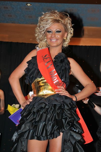 Гонзо ли подари апартамент, кола и 100 бона на Светлана Василева?