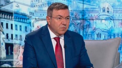 Ангелов: Бавят изборите, за да чакат някой да си подреди политическия проект