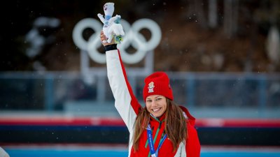 Бронзовата медалистка Лора Христова е сред най успешните спортисти на