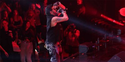 Вълна от недоволство след концерта на Азис