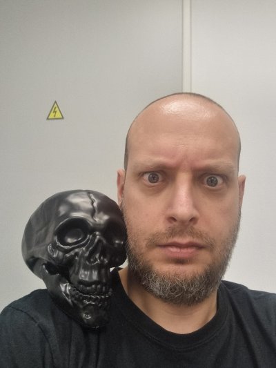 Джефри Калушев или Ивайло Епстийн?