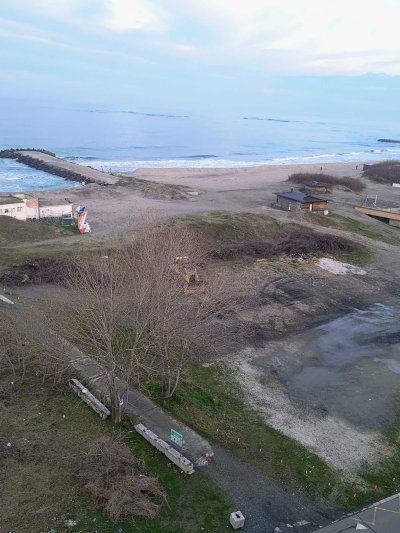 Lupa.bg вдига тревога: Рушат дюните край Поморие (СНИМКИ)