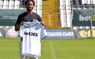 Пореден футболист родната Първа лига е в полезрението на Левски