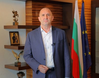 Първи проучвания: Партията на Радев взима 33,7%, ако изборите са днес