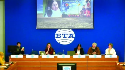 ИСКАТ МОРАТОРИУМ: Унищожават земеделска земя с фотоволтаици 