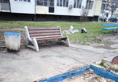 Чудовищно: Бебе в чувал откриха чистачки в "Дружба"