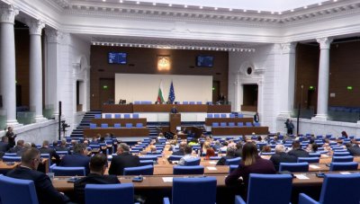 НС прие създаване на мултифондов модел за втората пенсия