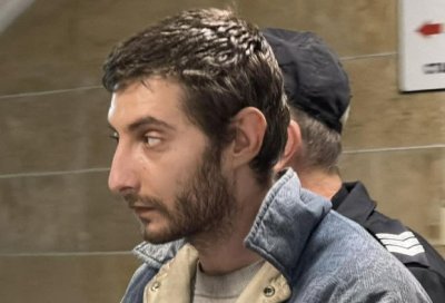 Ангел живял повече от седмица с трупа на баща си