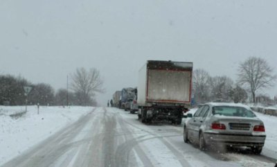 Снегорин и кола се удариха край велико Търново