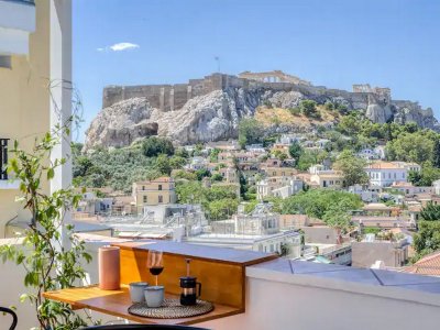 Наемите в Гърция "полудяха"