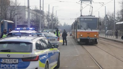 След укриване: Обвиниха шофьора, блъснал и убил човек до трамвай в София