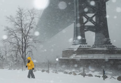 Снежна буря блокира придвижването в Ню Йорк