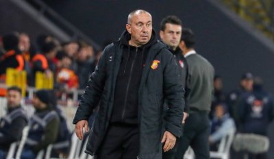 Бешикташ попиля Бащата на правилния футбол