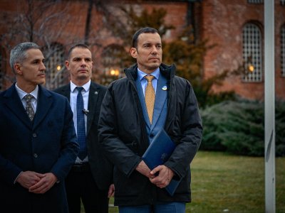 Терзиев: И ние сме под обстрел като Украйна, просто не със снаряди