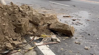 Свлачище затрупа спирка