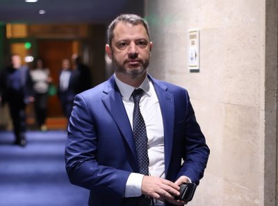 Депутатите се разбързаха да изберат нов подуправител на БНБ 