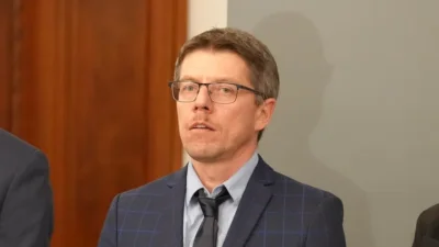 ЦИК: Цицелков трябва да напусне Обещствения съвет днес