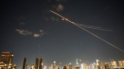 Българин в Дубай: Евакуираха ни спешно заради ракетни атаки около полунощ