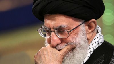 САЩ потвърдиха, че аятолах Али Хаменей е мъртъв! Тръмп предупреди за нов удар от страна на Иран