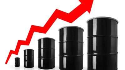 Продължава стремителното поскъпване на суровия петрол и природния газ