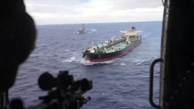 Ирански кораб потъна, 100 души са в неизвестност 