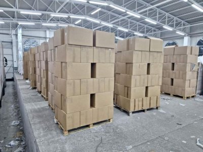 Над 6 млн. къса цигари задържаха митнически служители при проверка на хладилен камион