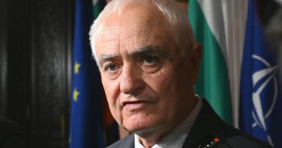 МО шефът Атанас Запрянов: Няма директна военна опасност за България