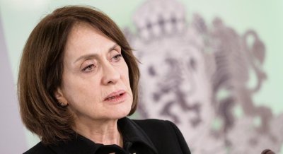 Надежда Нейнски разговаря с вицепремиера на Йордания