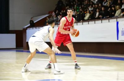 "Лъвовете" удариха отново Армения, стигнаха 100 точки