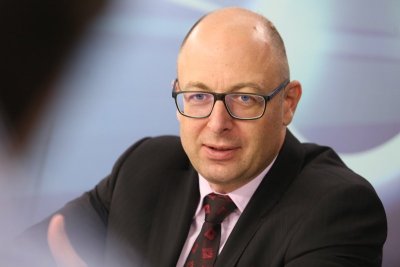 Божилов увери: България не е и няма да бъде част от военна операция срещу Иран