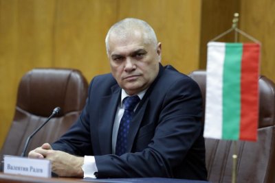 Валентин Радев: Причина за отстраняването на Рашков е опит да се заметат следи по случая "Петрохан" 