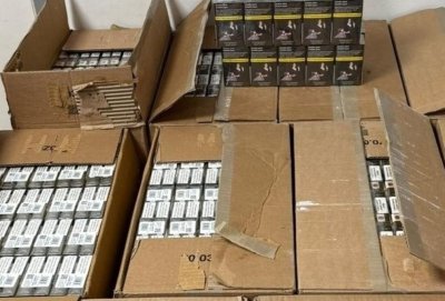 280 000 къса цигари в два товарни автомобила откриха на &bdquo;Лесово&ldquo;