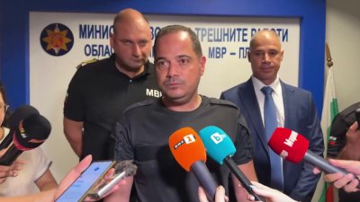 Калин Стоянов пита Дечев: Ще има ли брутална чистка в МВР?