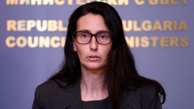 Драмата приключи: Йотова освободи Ангелина Бонева с указ