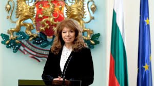 Илияна Йотова зове: Във време на войни и несигурност трябва да се чуе гласът на жените