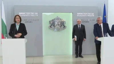 Външно увери: Не е имало ВИП-полети и привилегировани при евакуацията (ВИДЕО)