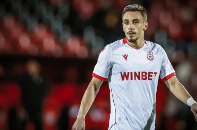 ЦСКА бие шута на Илиан Илиев