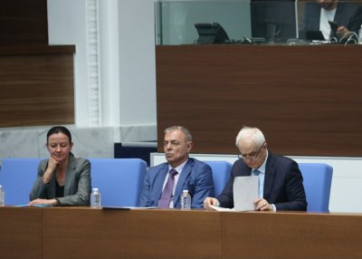 Запрянов в НС: US самолетите не могат да нанасят удари - нито на изток, нито на север