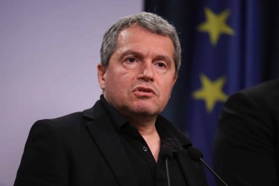 Тошко Йорданов трепери: София е в обсега на иранските ракети
